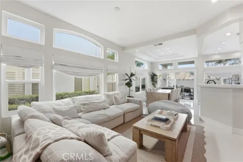 7697 Hazard Center listing photo