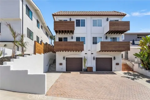 225 Avenida De La Grulla #A listing photo