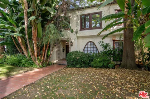 340 N Oakhurst Drive #205 listing photo
