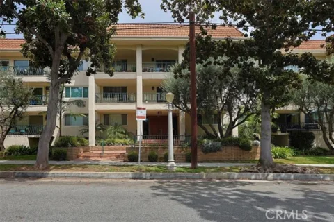 420 S Madison #109 Avenue listing photo