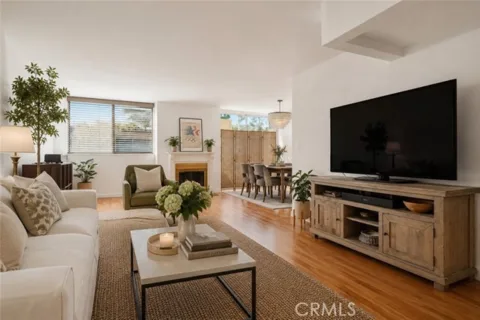 14141 Dickens #312 listing photo