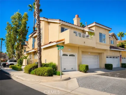 25145 Via Azul listing photo