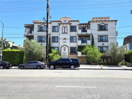 4724 Kester Avenue #409 listing photo