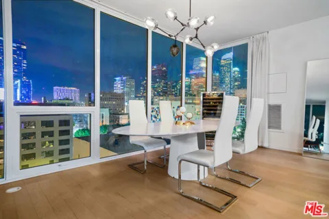 1050 S Grand Avenue #901 listing photo