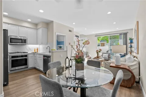 835 S Taos Way listing photo