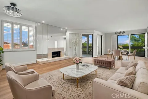 17140 Burbank #207 listing photo