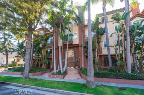 7100 La Tijera Boulevard listing photo