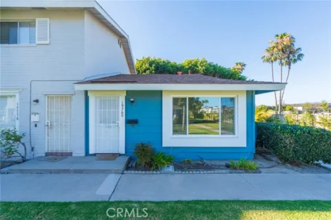 19760 Kingswood listing photo