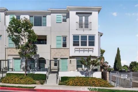 205 S Paige Lane listing photo