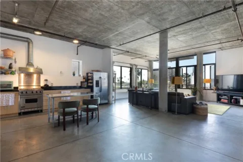 835 Locust Avenue #419 listing photo