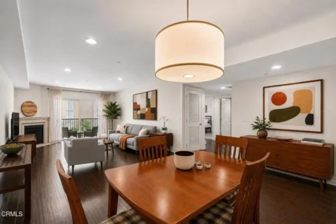 1353 N Fuller Avenue #204 listing photo