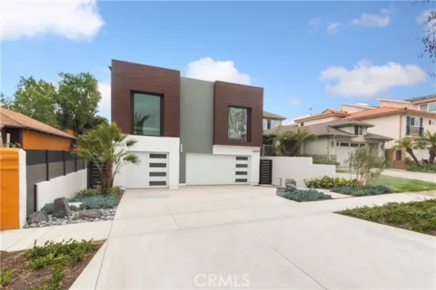 34621 Via Catalina listing photo
