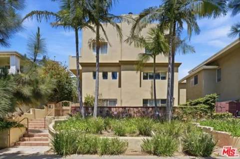 1043 11th Street #3 listing photo
