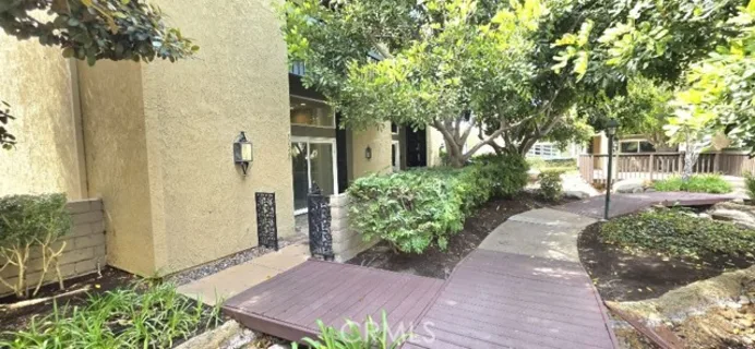 1120 Palo Verde Avenue listing photo