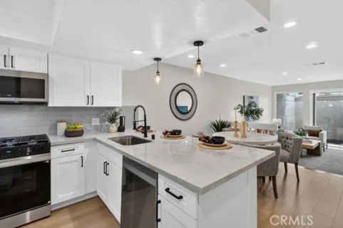 2220 E Chapman #9 listing photo