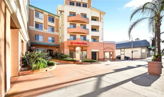 580 W Main Street #220 listing photo