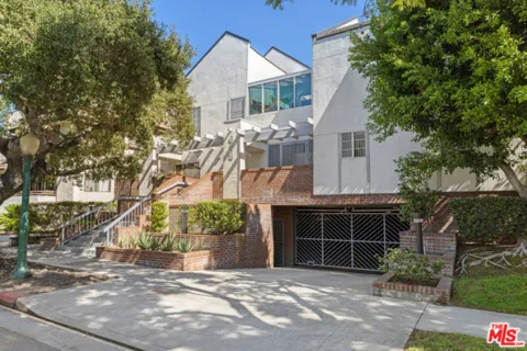 618 N Howard Street #221 listing photo