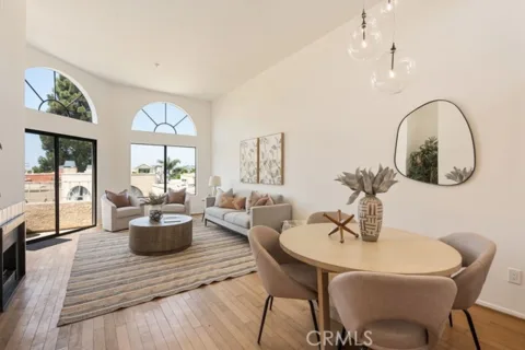 550 Orange #421 listing photo
