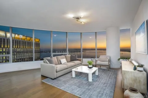 888 W E #2302 listing photo