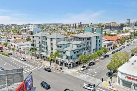 2828 University Avenue #406 listing photo