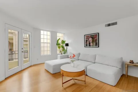1270 Cleveland Avenue #D242 listing photo