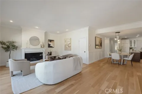 1037 18th Street #9 listing photo
