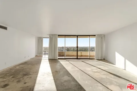 4265 Marina City Drive #701 listing photo