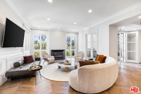 10110 Empyrean Way #204 listing photo