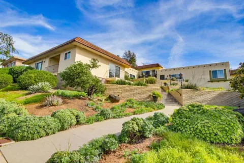 725 E 4th Avenue #Unit G listing photo