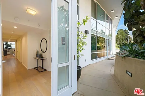1705 Ocean Avenue ##107 listing photo