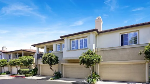 933 Somerville listing photo