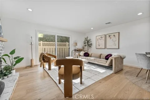 4365 Mclaughlin #25 listing photo