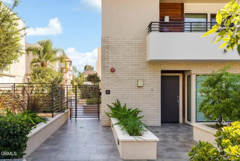 2428 E Del Mar Boulevard #207 listing photo