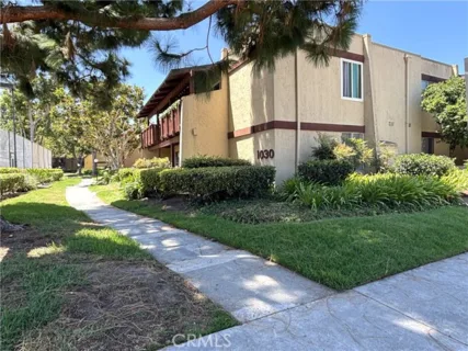 1030 W Macarthur Boulevard #38 listing photo
