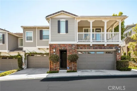 4001 Balmoral listing photo