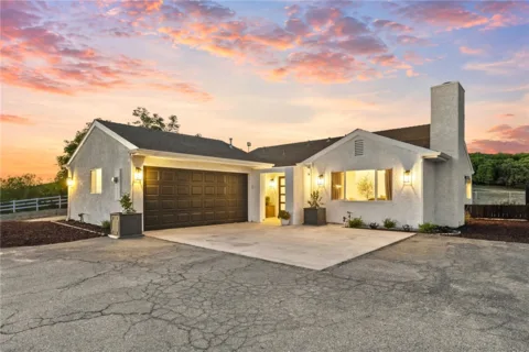 40752 Los Amantes Road photo 1