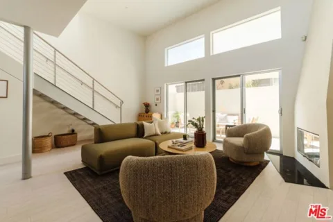 1254 24th Street #2 listing photo