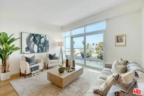 1705 Ocean Avenue #502 listing photo