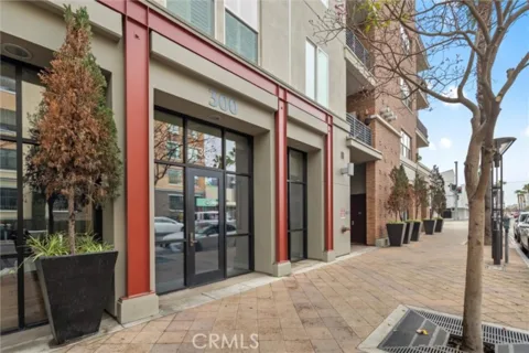 300 E 4th Street #201 listing photo