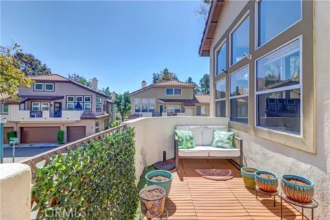 103 Camino Del Oro listing photo