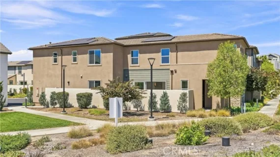 291 Lynx listing photo