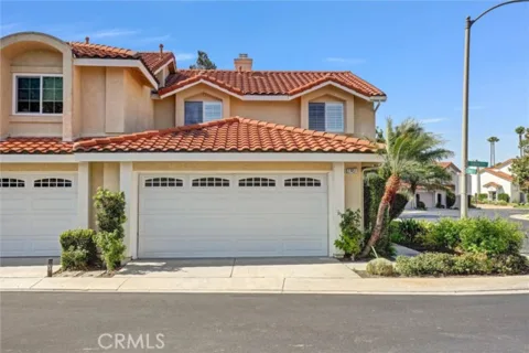 27451 Embassy Way listing photo