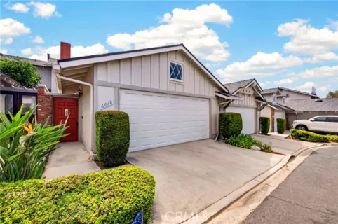 6638 Bridle Circle listing photo