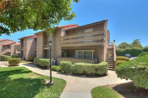 1555 Border Avenue #F listing photo