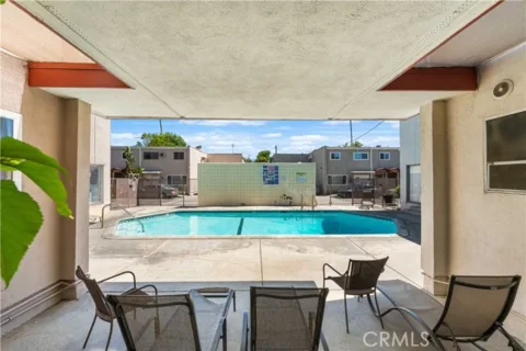 7135 Coldwater Canyon Avenue #16 listing photo