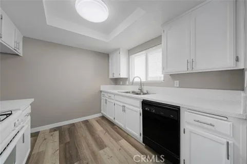 1335 Newport Avenue #209 listing photo