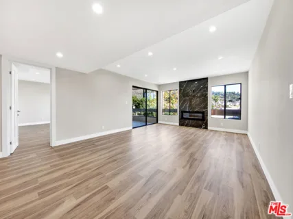 1325 Valley View Road #201 listing photo