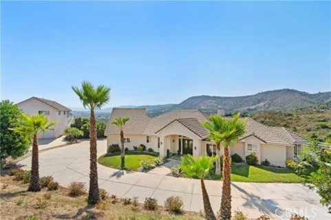 23505 Carancho Road photo 1