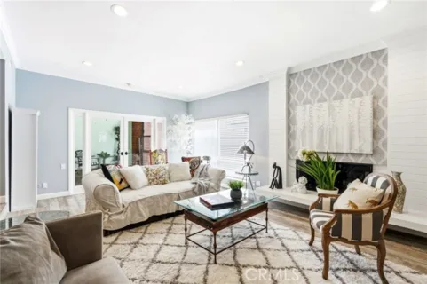 4807 Woodley Avenue #303 listing photo