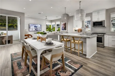 2748 Everly Drive listing photo